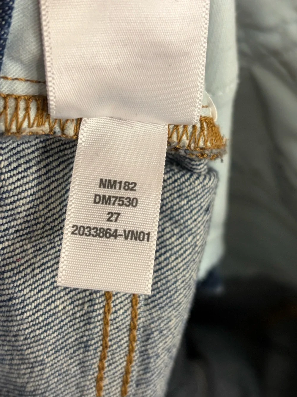 Madewell The Perfect 90's Vintage High Rise Mom Jean in Decatur Wash Size 27
